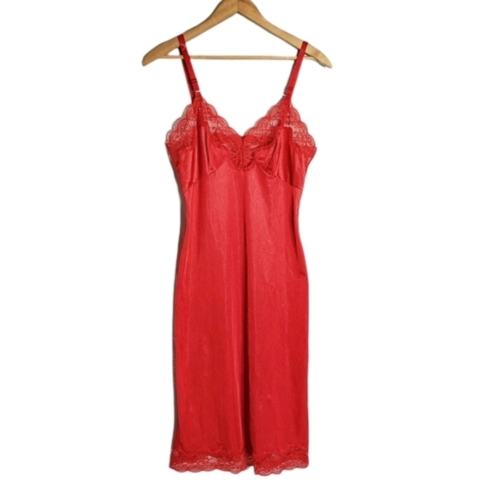 FRENCH MAID VTG 1970s bright red full slip Dress slip lingerie SZ 34